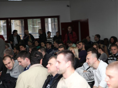 Tribina - Otmice zemunskog klana