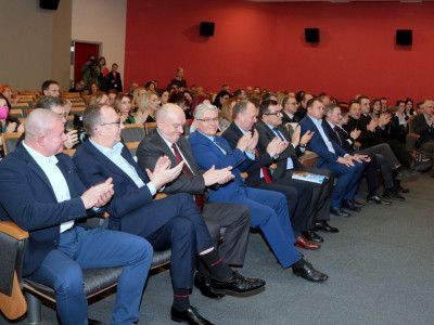 Velika zlatna medalja za kvalitet u oblasti obrazovanja