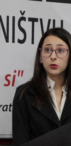 12249667 930483940368055 896342751430161335 n