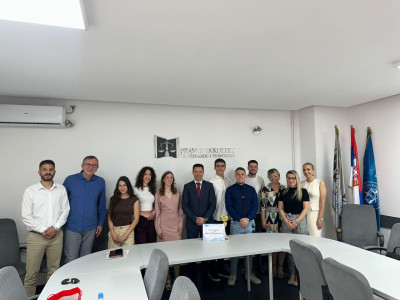 Priznanje za sjajan uspeh naših studenata