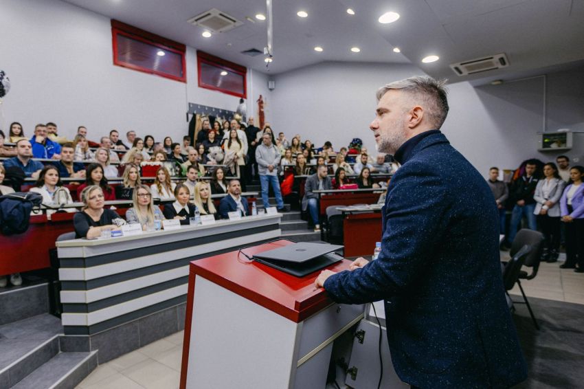 SVEČANA DODELA DIPLOMA